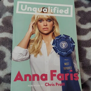 Unqualified by Anna Faris paperback book Brand NEW Hilarious memoir by actress